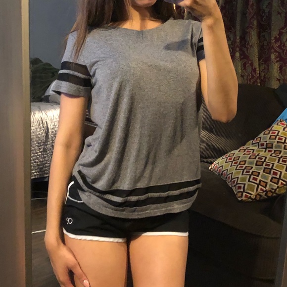 Sporty Basic Tee - Picture 2 of 4